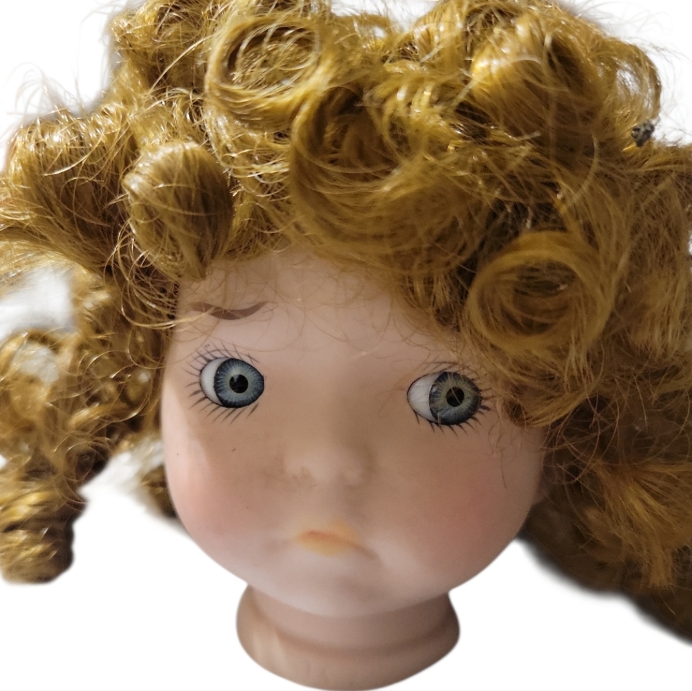 Vtg 90 Porcelain Doll Head Red Auburn Hair Blue Eyes Heritage Mint #1